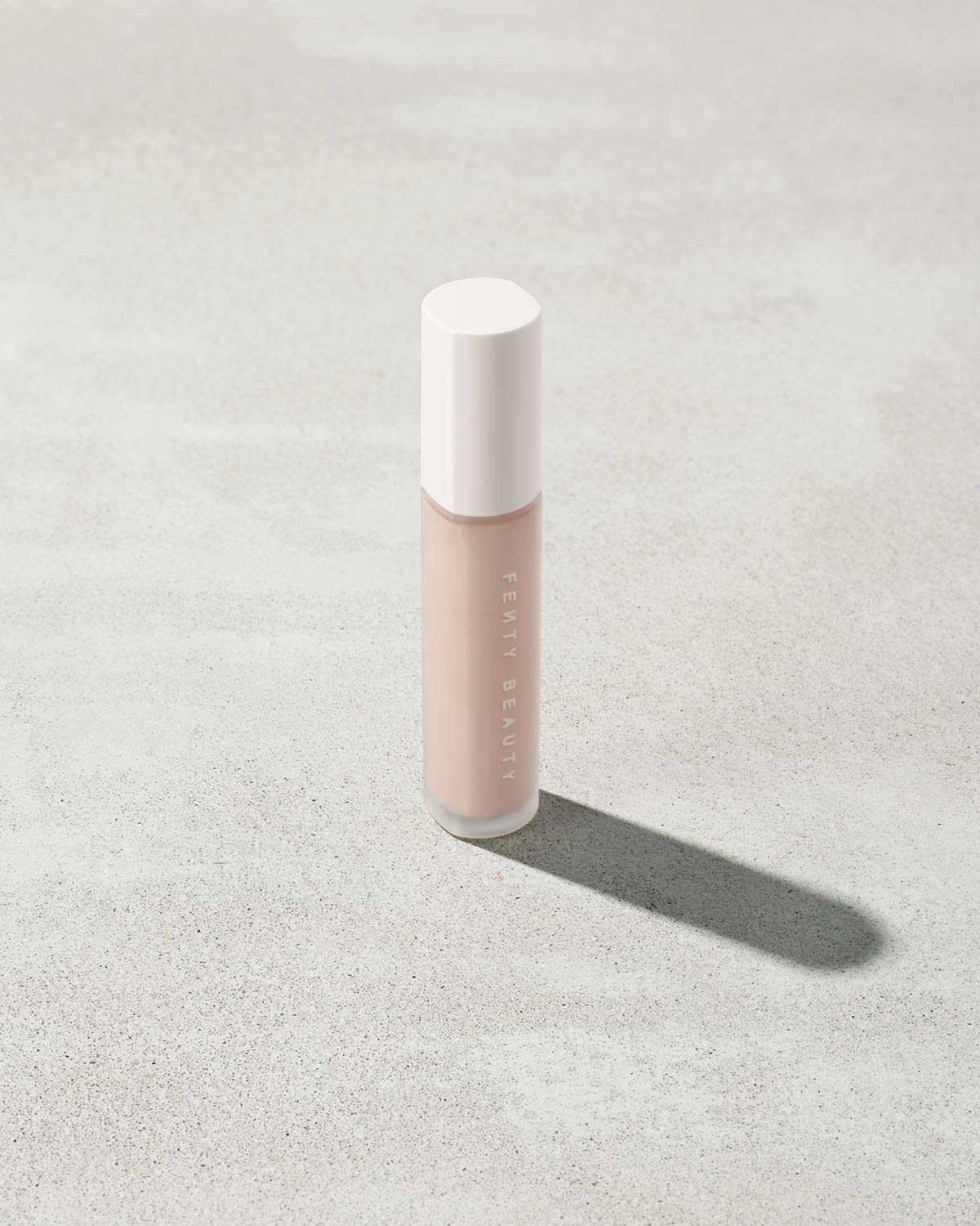 Pro Filt'r Instant Retouch Concealer — #100