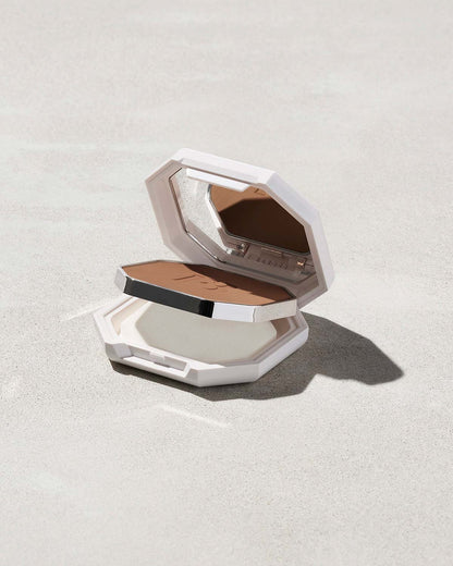 Pro Filt'r Soft Matte Powder Foundation — #250
