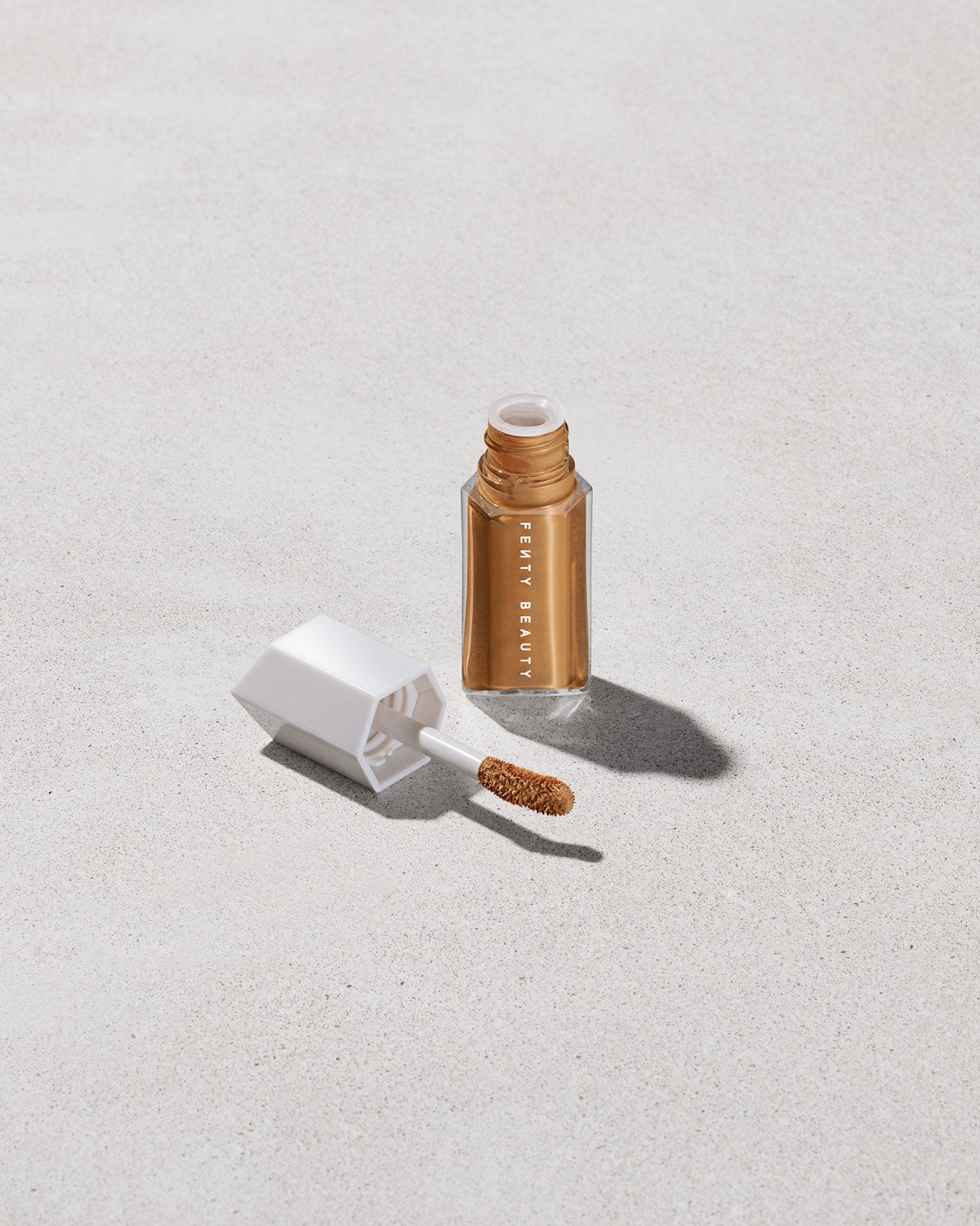 We're Even Hydrating Longwear Concealer — 400N