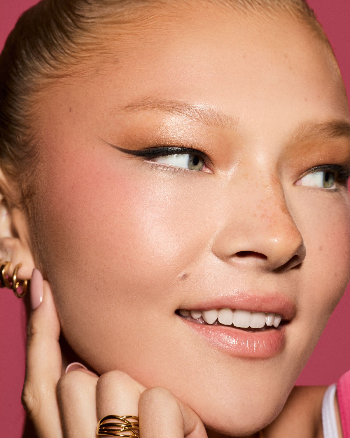Fine Linez Lash Line-Enhancing Eyeliner — Wink O' Pink