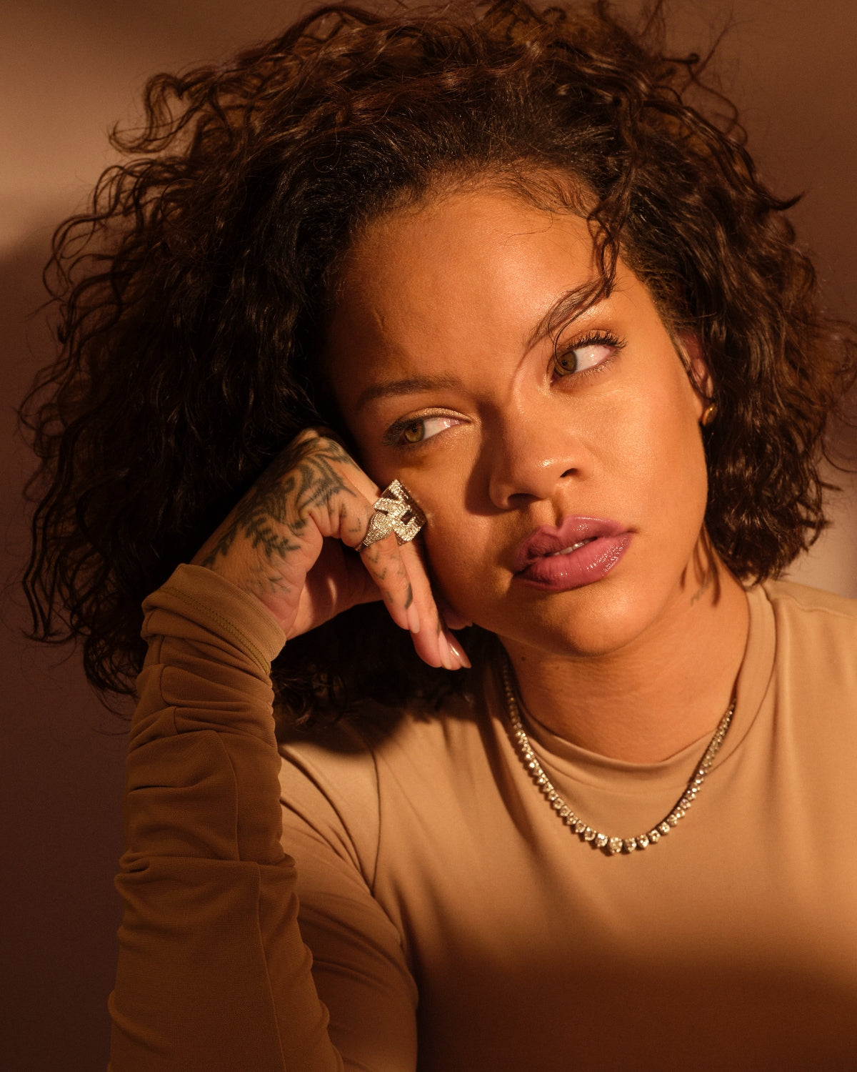 Eaze Drop Lightweight Blurring Skin Tint — 20