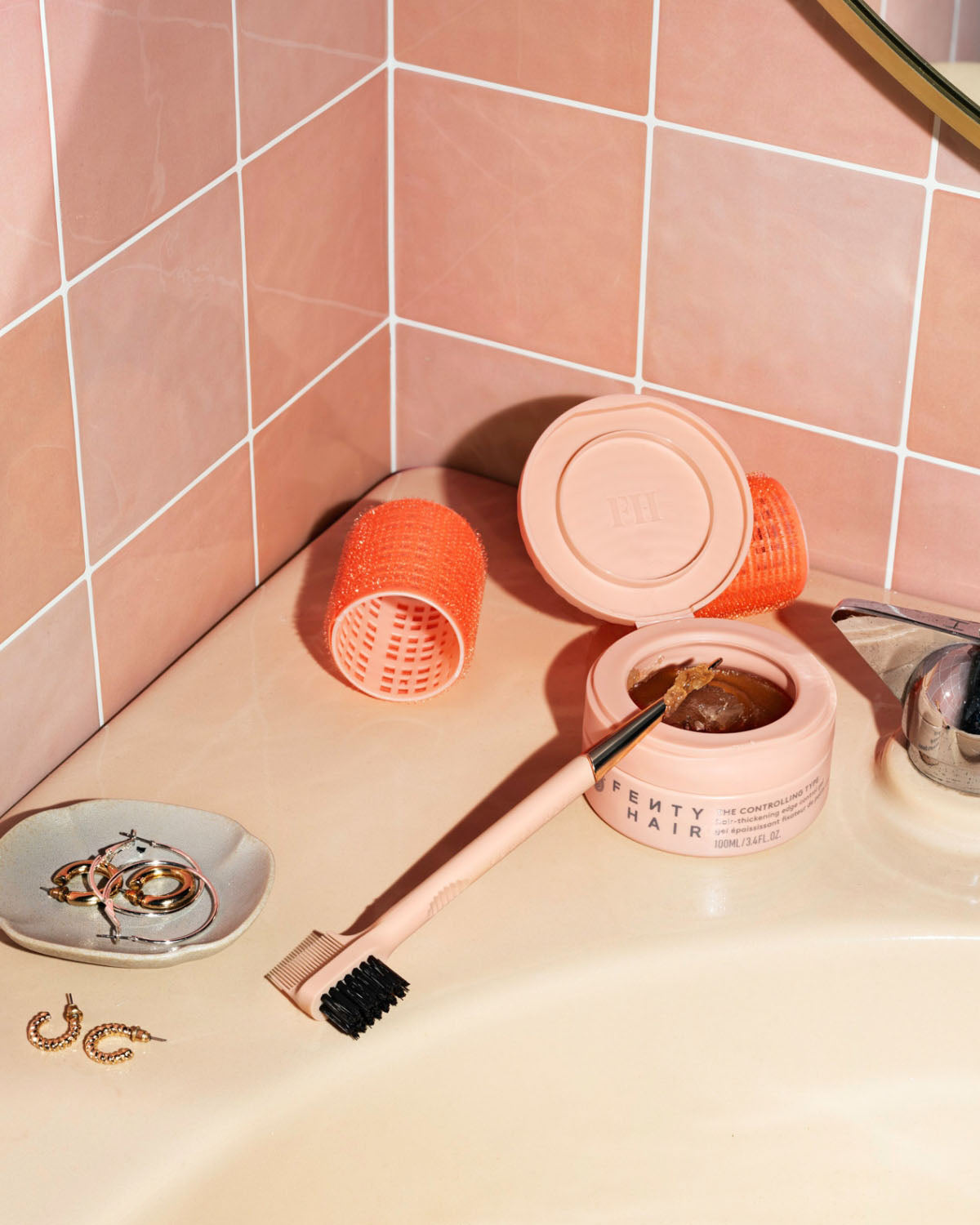 shower shot with rollers, edge control gel and side stick tool